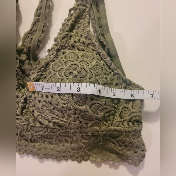 No Boundaries Pull-On Bralette - Picture 7 of 9